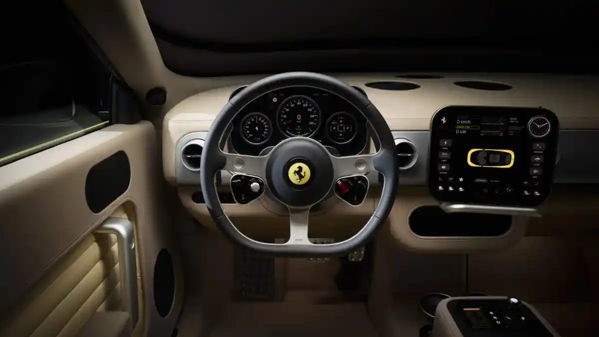 Foto - Pro Dan Kontra Ferrari Luce Yang Lahir Dari Mantan Desainer iPhone