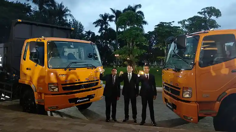 Truk - Mitsubishi Tawarkan 9 Varian Fuso Fighter Dengan Kenyamanan Lebih Baik