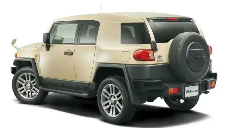 Foto - Akhirnya Toyota FJ Cruiser Benar-Benar Disuntik Mati