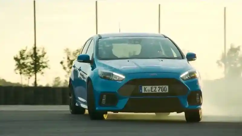 Berita - VIDEO: Mantan Stig Jajal Ford Focus RS