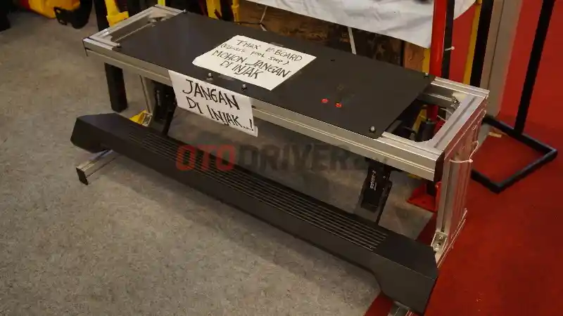 Berita - Mau Pakai Footstep Elektrik Pada SUV Anda? Cek Produk Ini