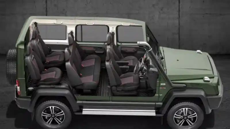 Foto - Force Gurkha, Sebuah Mercedes-Benz G-Class Ala India