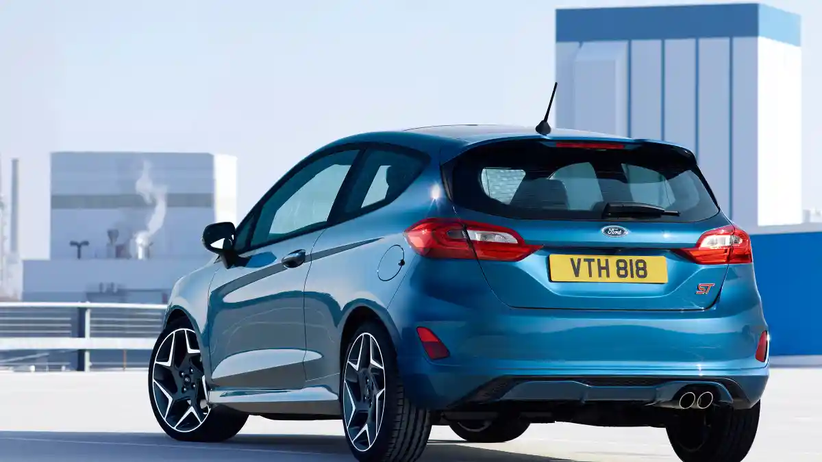 Foto - Apa Kabar Ford Fiesta? Model 2017 Sudah Siap Tampil Di Eropa