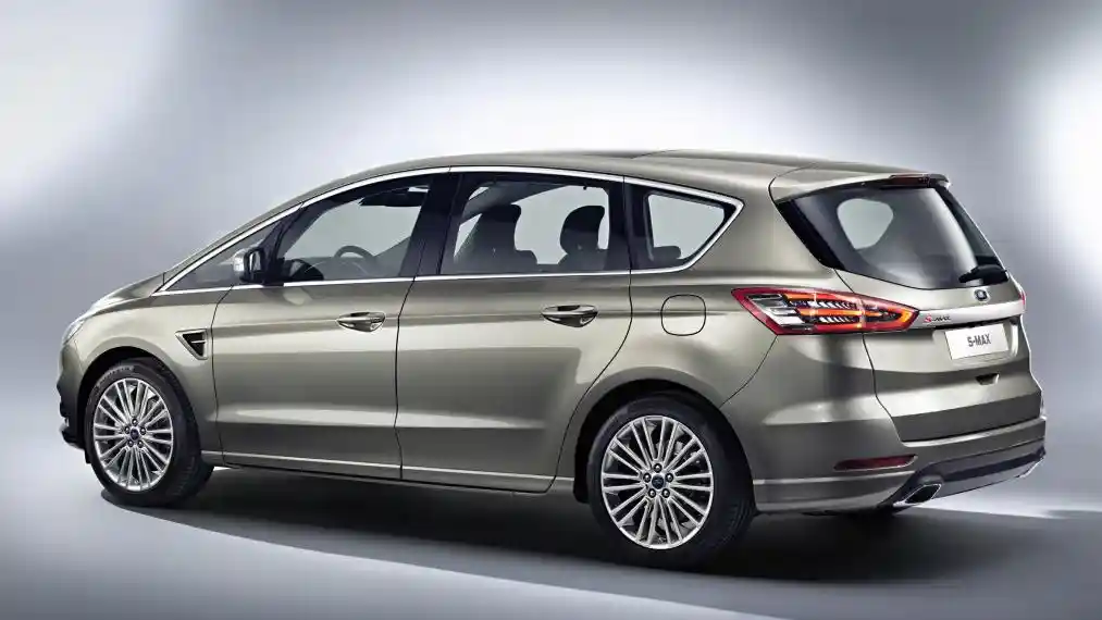 Foto - Ford Memangkas Produk dan Karyawannya di Eropa