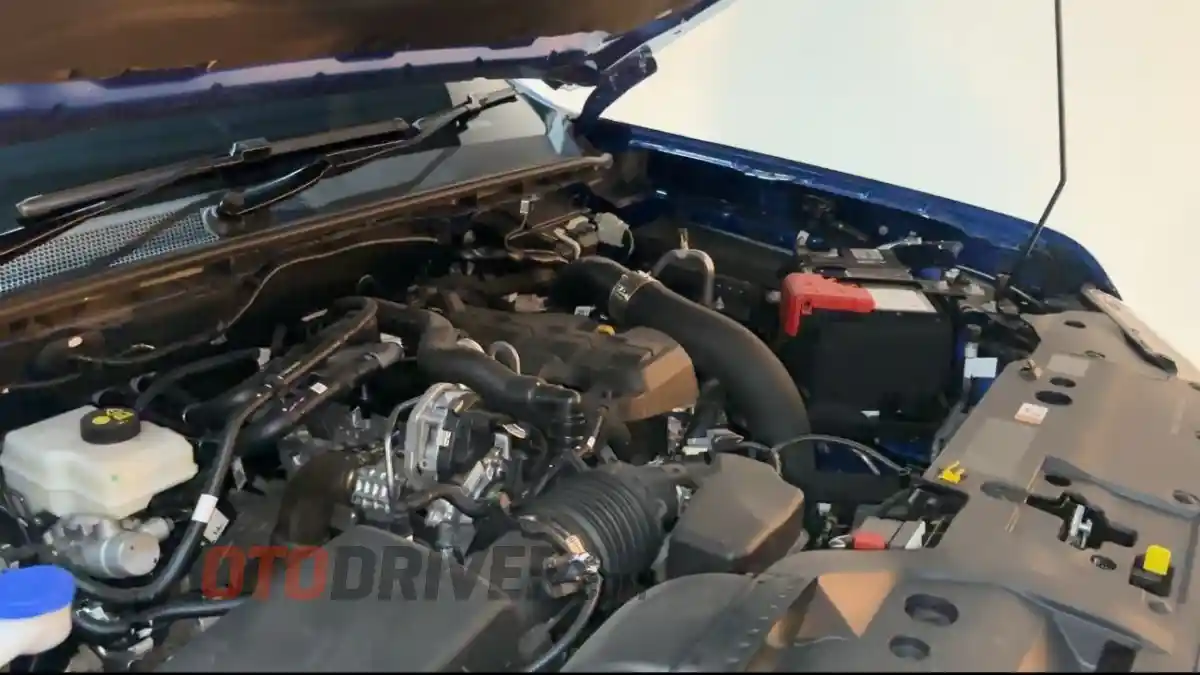 Foto - Ford Everest Sport Resmi Meluncur, Dibanderol Rp 799 Juta