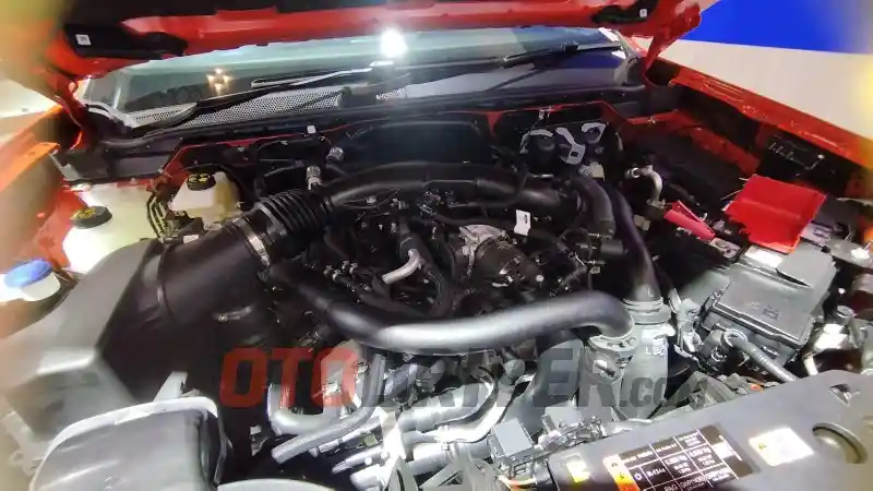 Foto - Ford Ranger Raptor V6 3.0L Resmi Masuk Indonesia, Sodorkan Pesona Mesin Bensin