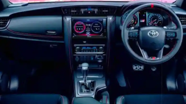 Foto - Fortuner GR Sport Thailand Lebih Sporty Dan Tanpa Versi 4x2