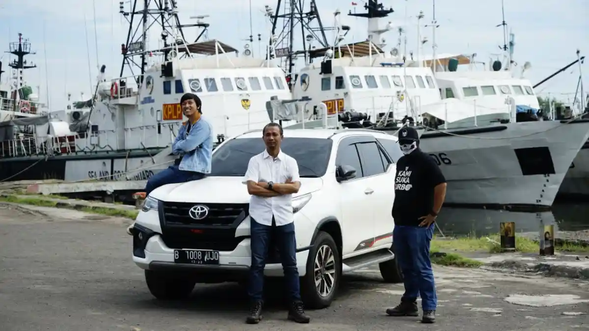 Berita - Menguji Ketangguhan Toyota Fortuner TRD Sportivo ke Yogyakarta