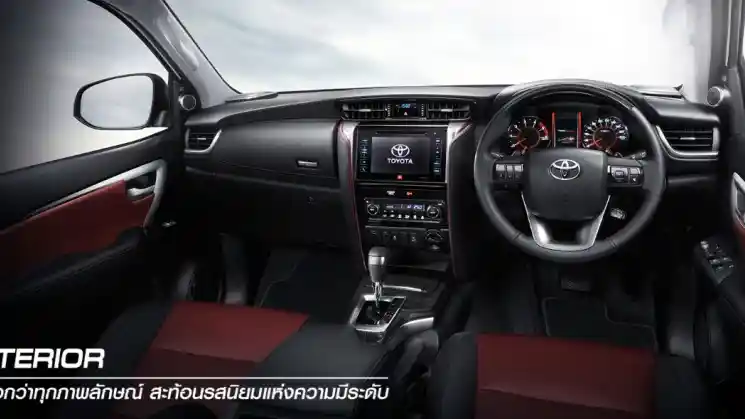 Foto - Toyota All New Fortuner TRD Sportivo Hadir di Thailand Dengan Kaki-Kaki Spesial