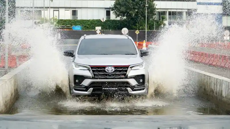 Berita - Fortuner, SUV Tangguh Yang Lahir Dari Platform IMV