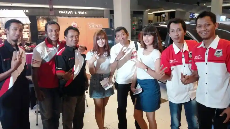 Foto - Veloz Community Kampanye Safety Driving Di Solo Bareng Tim Balap