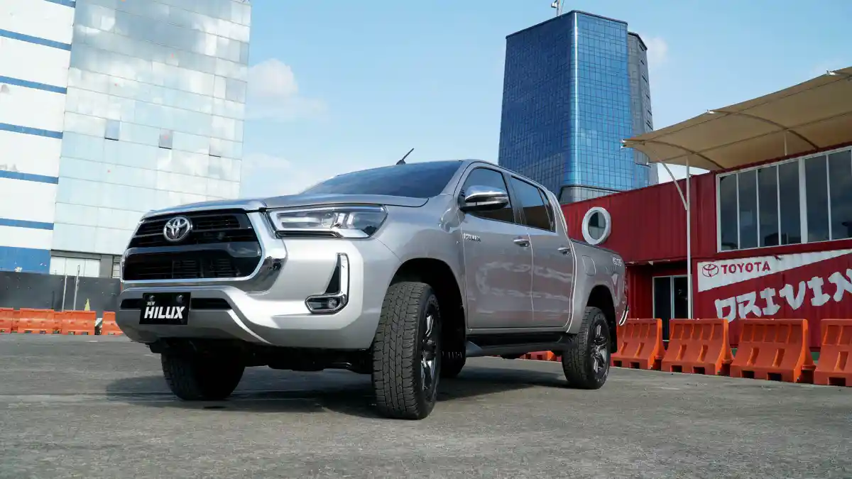 Berita - Berminat Kredit Toyota New Hilux, Berapa Cicilannya?