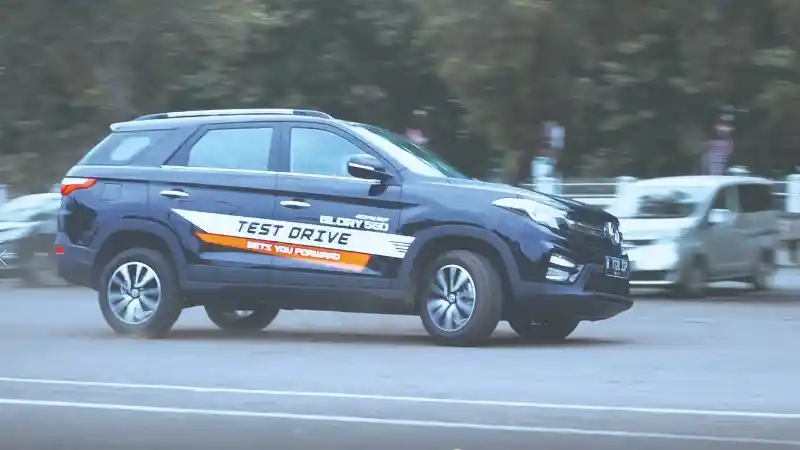 Berita - Meski Tidak Irit, Mesin SUV Cina ini Punya Garansi Panjang