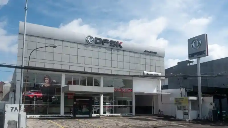 Foto - Jangan Khawatir Dealer DFSK Tutup
