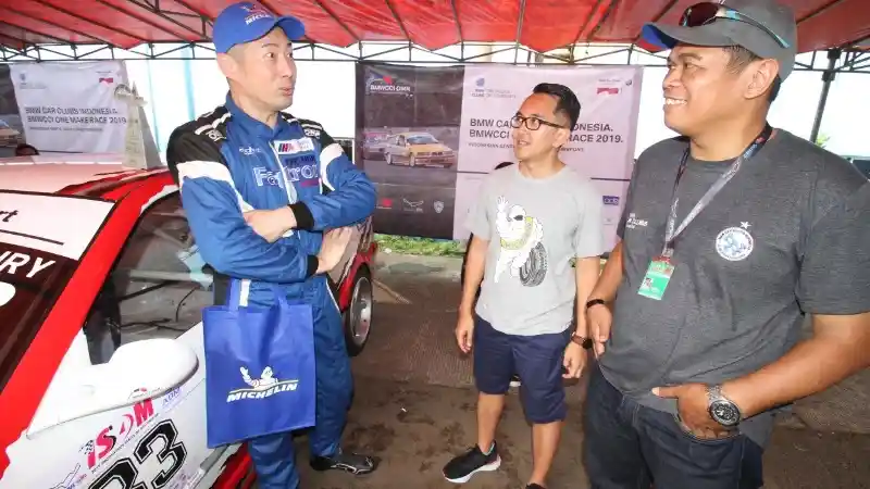 Foto - Michelin Buktikan Performa Produknya di Balap BMW Sentul