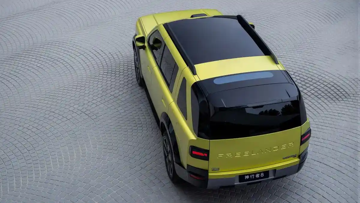 Foto - Freelander 8 Resmi Dijual . Harga Mulai Rp 700 Jutaan dan Diklaim Berhasil Cetak Rekor Guinness