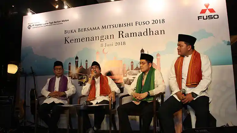 Berita - Fuso Tingkatkan Pelayanan Sesuai Kenaikan Penjualan