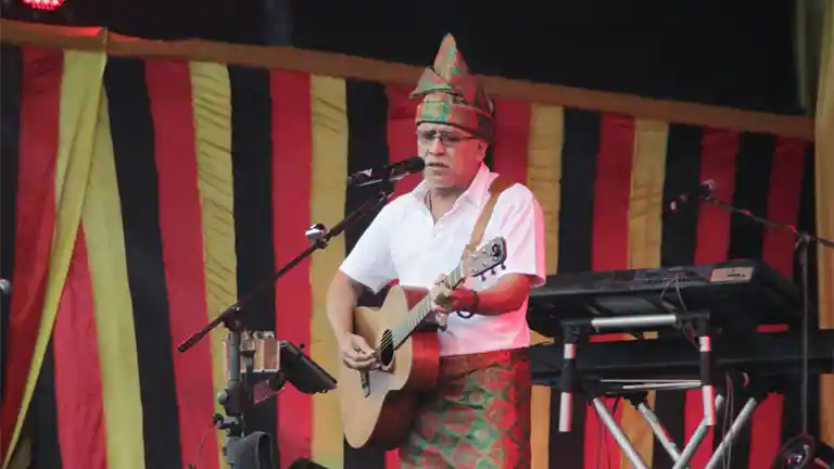 Berita - Fuso : Legend Meets Legend, Sambil Ngabuburit Mengangkat Budaya Minangkabau