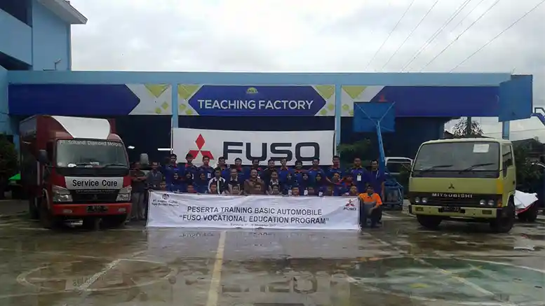 Berita - FUSO : Tingkatkan Pengetahuan 480 Orang Guru dan Siswa SMK di Tanah Air