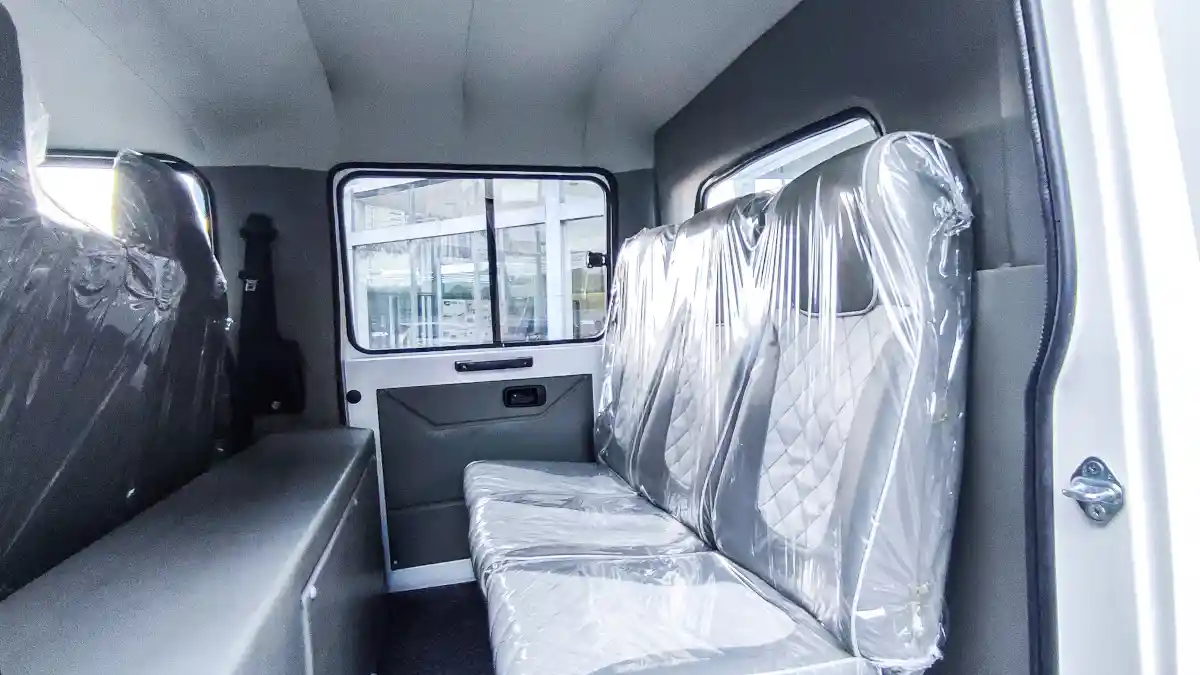 Foto - Mitsubishi Fuso Double Cabin Asli Bogor Tawarkan Fungsionalitas Ekstra