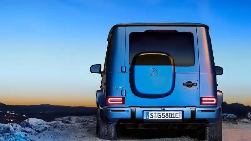 Foto - Mercedes-EQ G-Class EV Resmi Melakukan Debut Dunianya