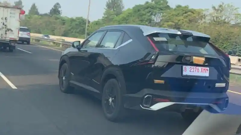 Foto - GAC Emkoo, SUV China Tertangkap Kamera di Indonesia