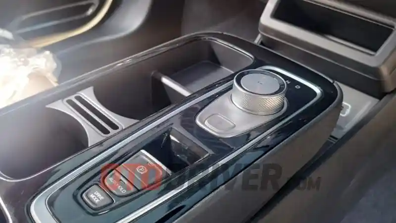 Foto - Bukan SUV, GAC Aion Malah Perkenalkan Sedan BEV 400 Jutaan