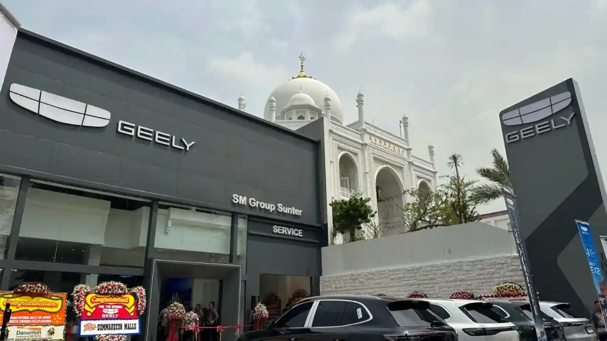 Berita - Geely Resmikan 3 Dealer Sekaligus, Ini Fasilitasnya