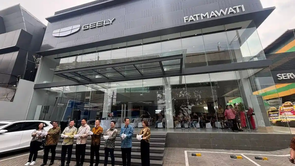 Berita - Geely Resmikan Dealer Ke-22 Berlokasi Di Fatmawati, Ini Fasilitasnya