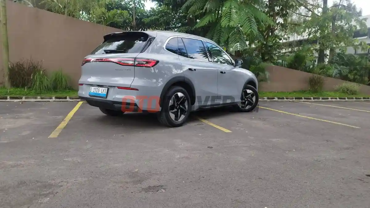 Foto - Selisih Harga Rp 40 Juta, Inilah Perbedaan Geely EX5 Pro Dengan Geely EX5 Max