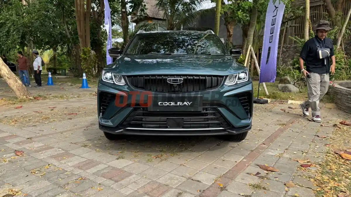 Foto - Lima Keunggulan Geely Coolray di Kelas Compact SUV