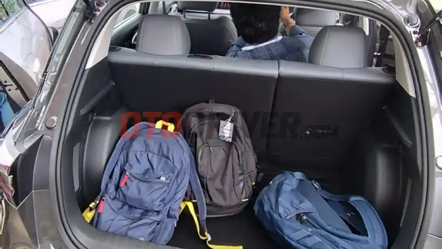 Foto - Geely EX2 Mobil Terlaris Di Tiongkok, Bekal Berjualan Di Indonesia