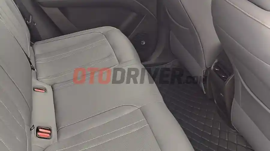 Foto - Geely EX2 Resmi Menggelinding Di Jalanan Indonesia, Inilah Beberapa Keunggulannya