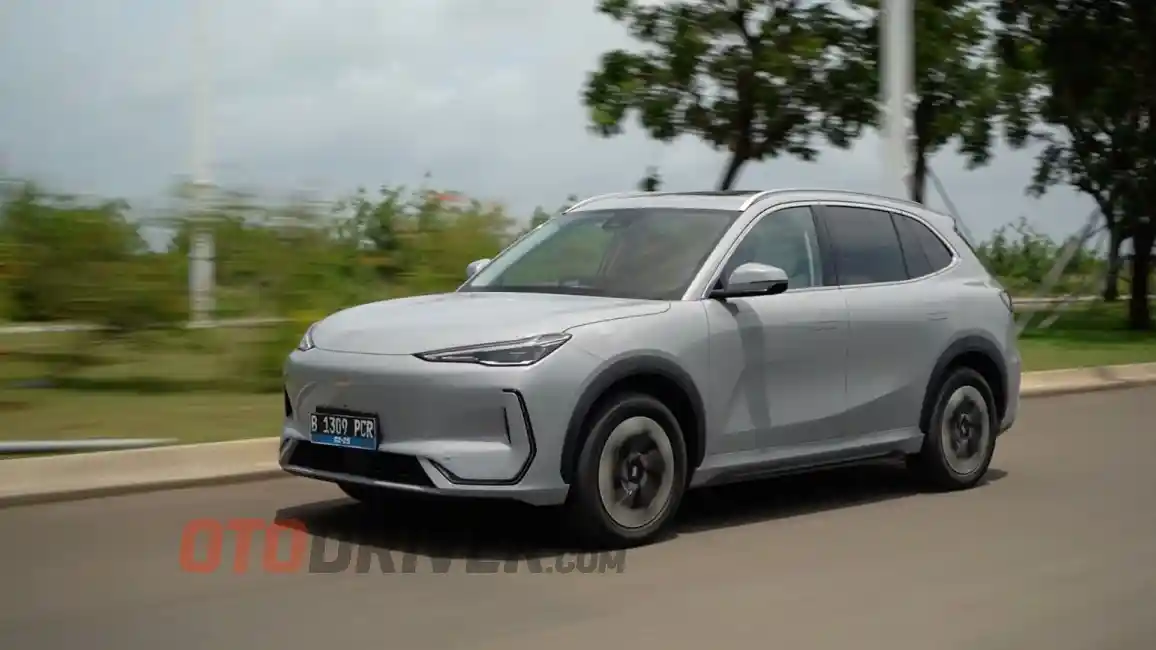 First Drive - FIRST DRIVE: Geely EX5