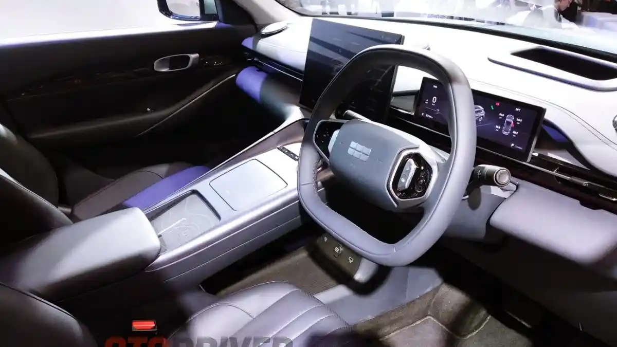 Foto - Geely Luncurkan EX5 Di IIMS 2025 Dengan Harga 'Ramah'