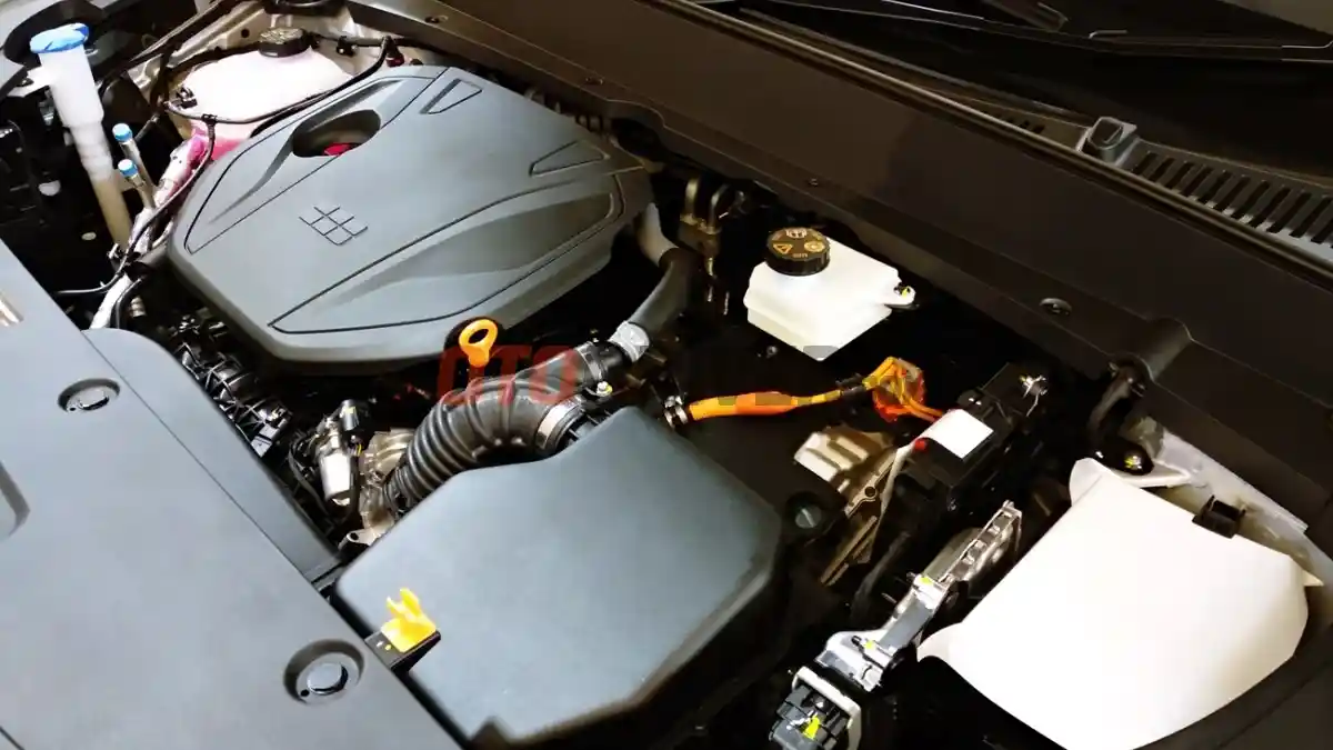 Foto - Resmi, Harga Geely Starray EM-i Rp 499 Juta