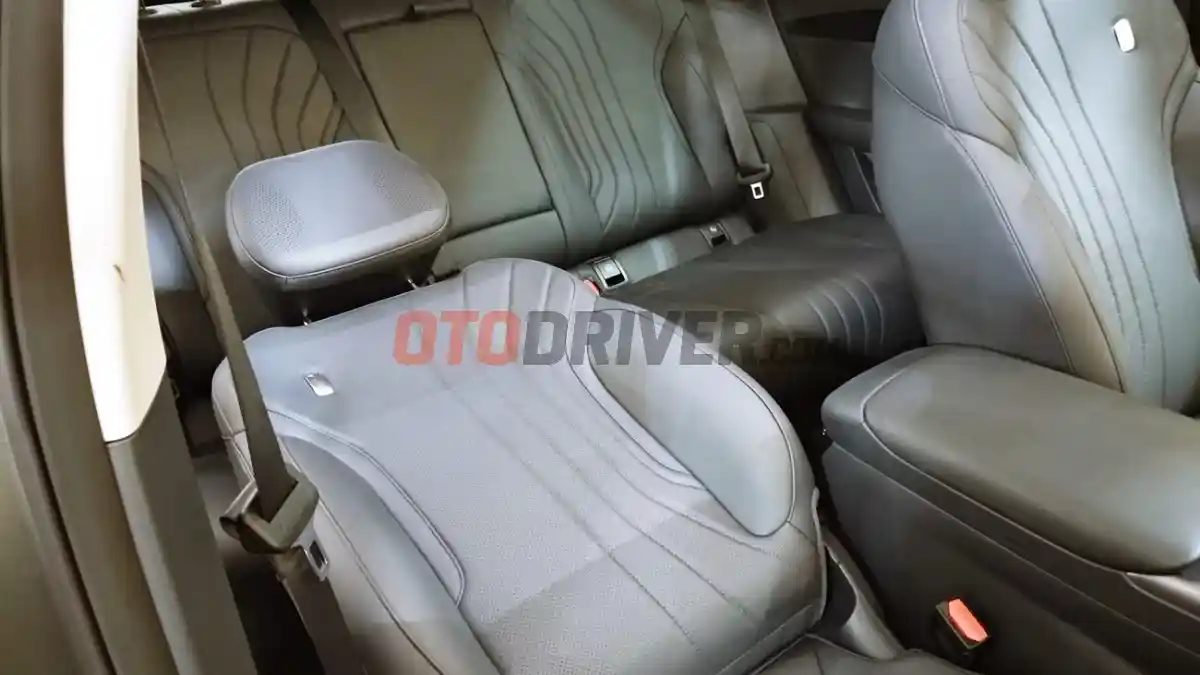 Foto - Ini Lima Langkah Cek Kondisi Mobil Listrik Ala Geely Pasca Perjalanan Jauh