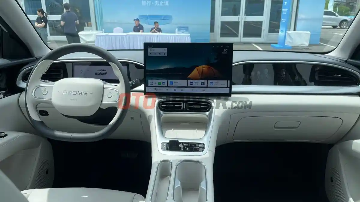 Foto - Geely Starwish Segera Masuk Indonesia, Pesaing BYD Dolphin Dan Wuling BinguoEV