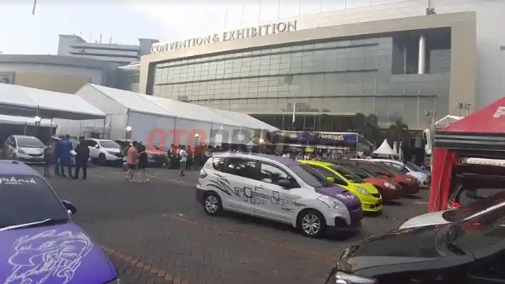 Foto - Terdampak Erupsi Semeru, Opening GIIAS Surabaya 2021 Mundur. Pameran Jalan Terus