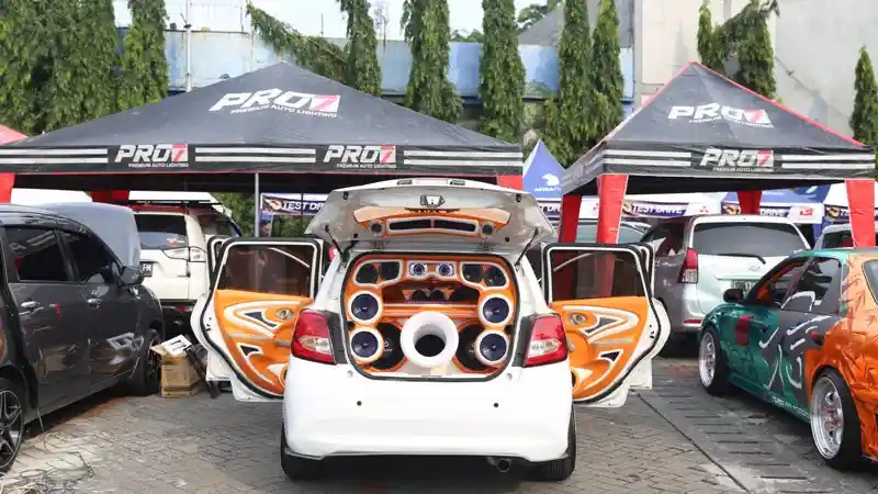 Foto - GIIAS Surabaya 2019 Turut Dimeriahkan Kalangan Komunitas