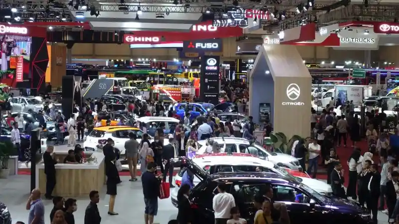 Berita - GIIAS Surabaya 2024, Lebih Semarak Diikuti 30 Brand Otomotif