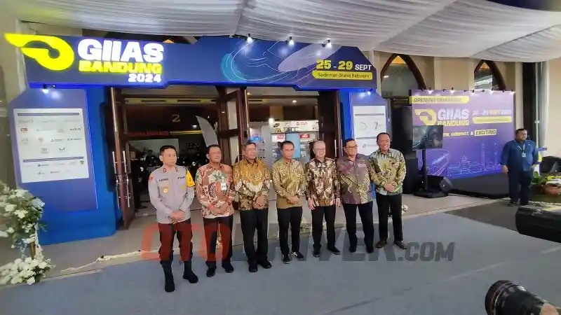 Foto - GIIAS Bandung 2024 Resmi Dibuka, Didukung 19 Merek Kendaraan