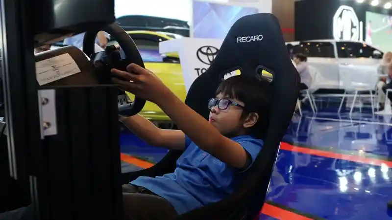 Foto - Weekend Di GIIAS Bandung 2024, Waktunya Jelajah Inovasi dan Hiburan