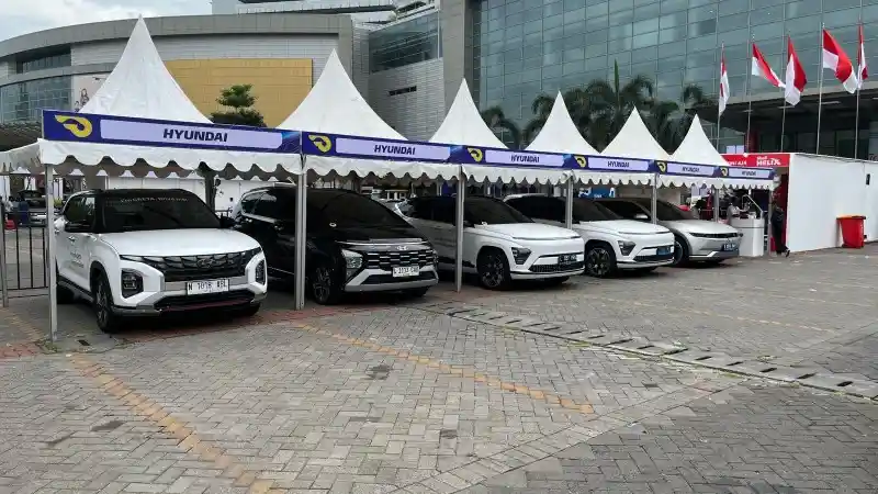 Foto - Deretan Mobil Yang Bisa Anda Test Drive Di GIIAS Surabaya 2024
