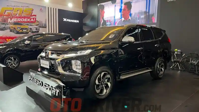 Foto - Deretan Mobil Baru Yang Meluncur Di GIIAS Surabaya 2024