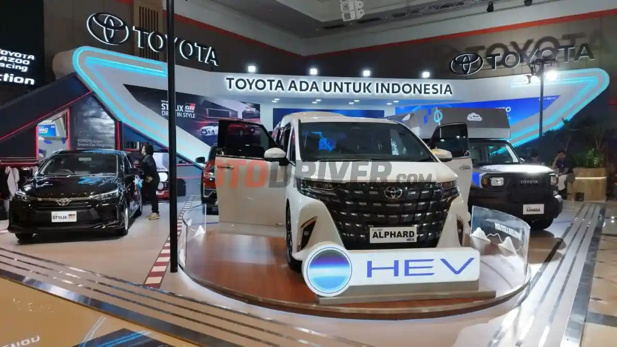 Berita - Pemprov Jabar Berikan Diskon 10% BBKNB Untuk Pembelian Di GIIAS Bandung 2025