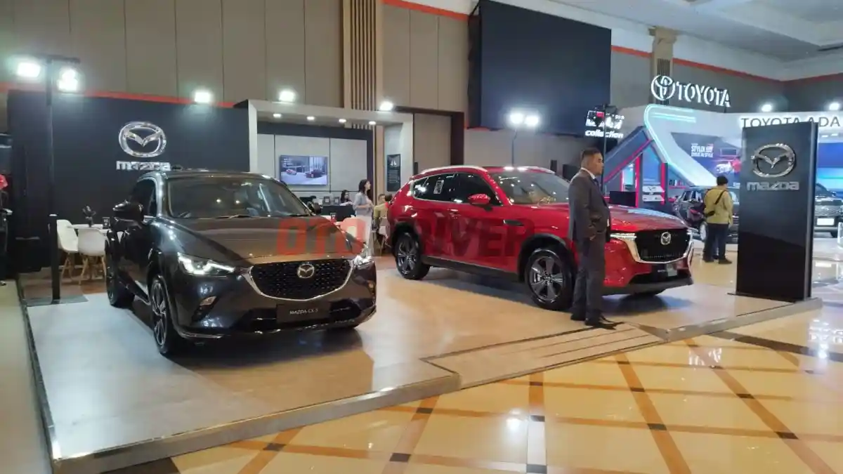 Foto - Pemprov Jabar Berikan Diskon 10% BBKNB Untuk Pembelian Di GIIAS Bandung 2025