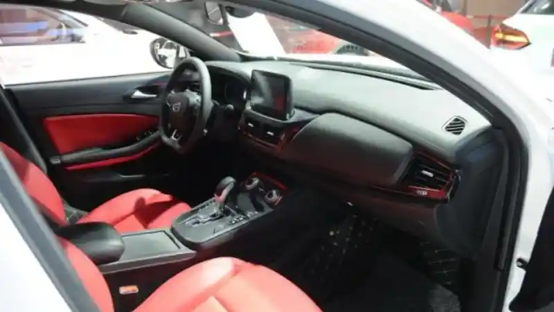 Foto - Ini Dia Mercedes-Benz GLA Jiplakan di Tiongkok