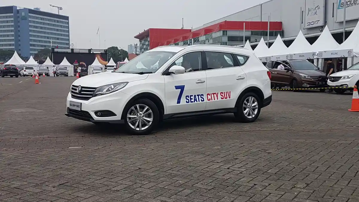 First Drive - FIRST DRIVE: DFSK Glory 1.5T CVT Comfort 2018