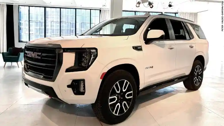 Foto - GMC Yukon, Kembaran Chevrolet Suburban Siap Diluncurkan